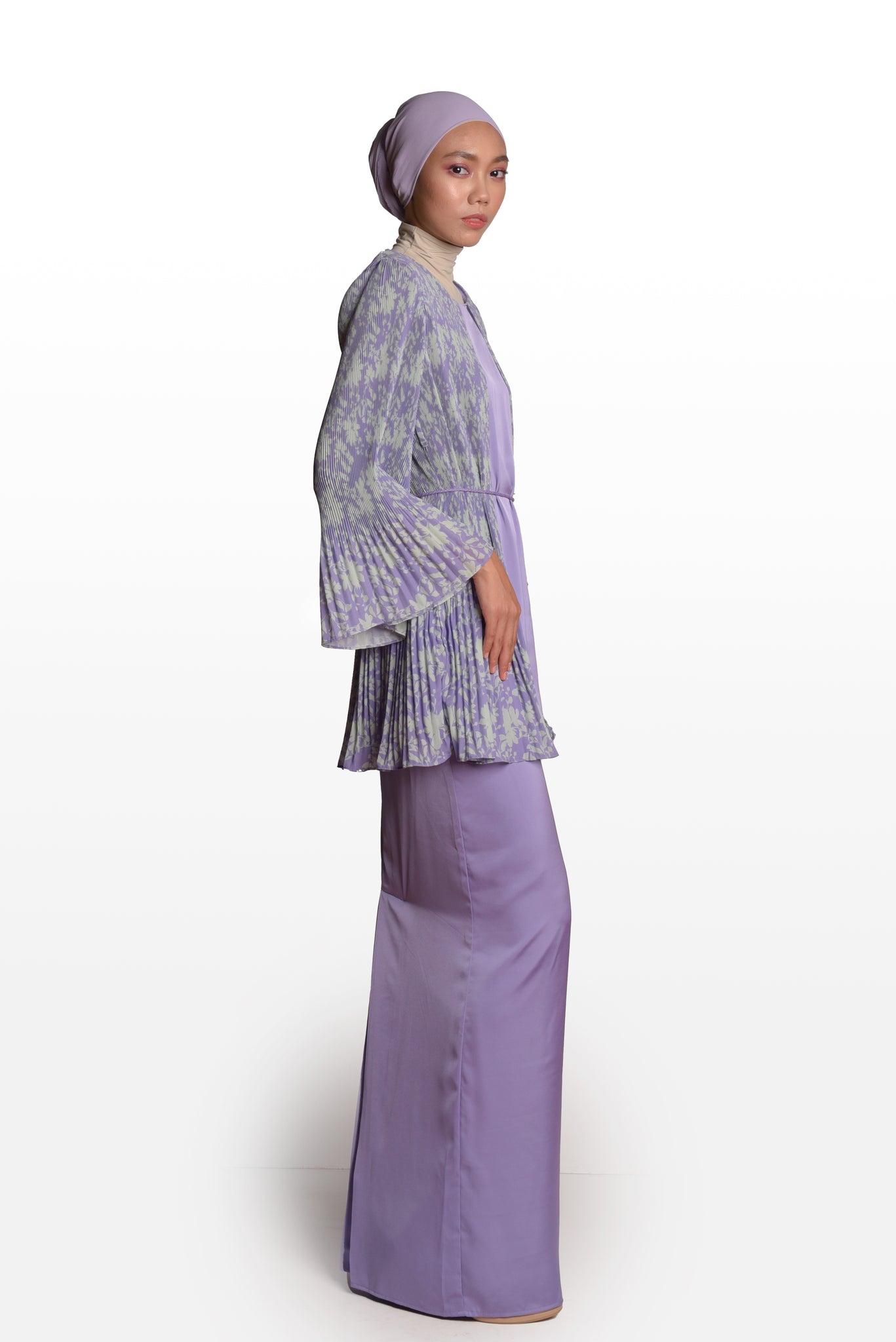 Nilakandi Pleated top Kurung Set in Lilac